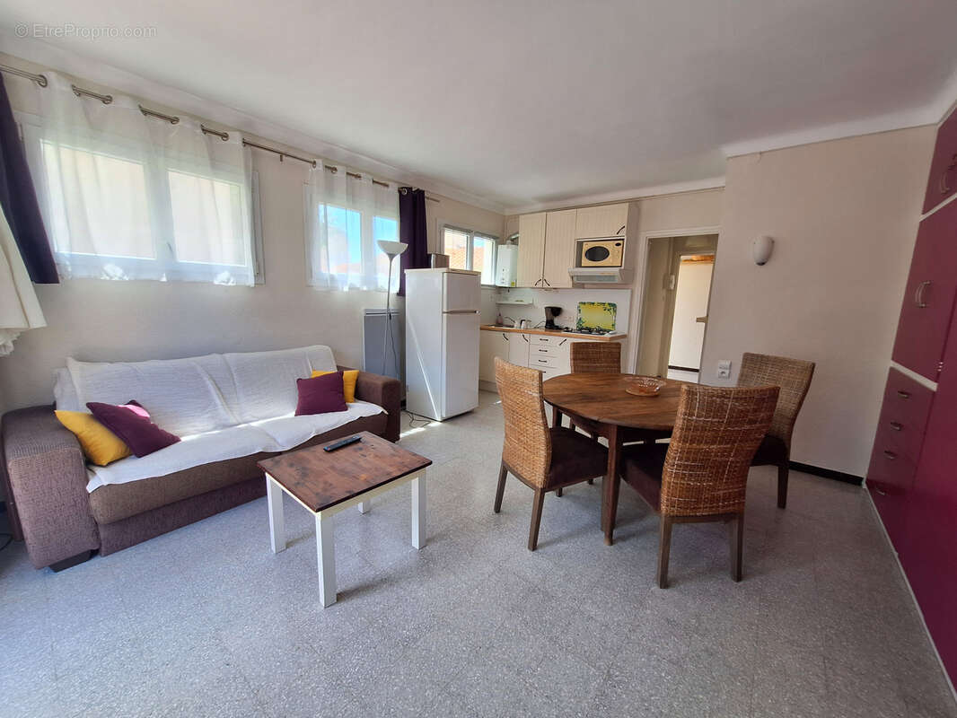 Maison à SAINT-CYPRIEN