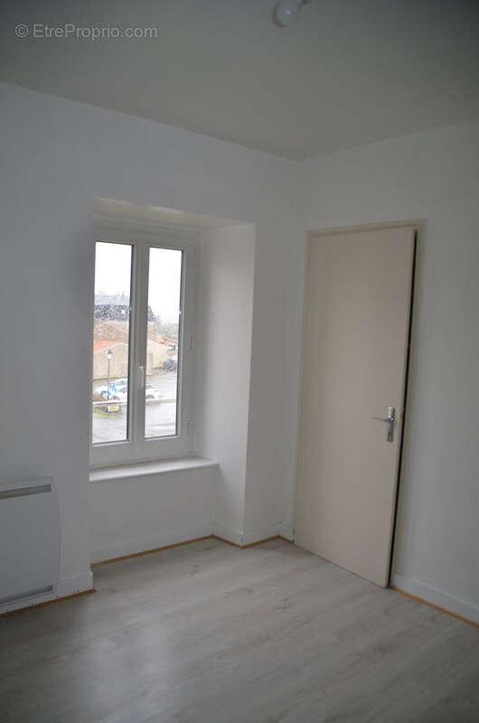 Appartement à LA CAILLERE-SAINT-HILAIRE