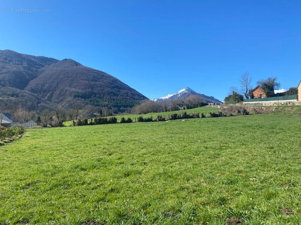 Terrain à ARGELES-GAZOST