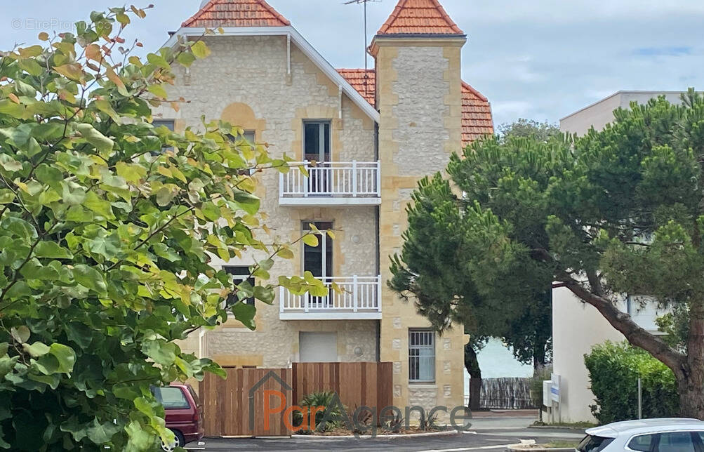 Appartement à SAINT-PALAIS-SUR-MER