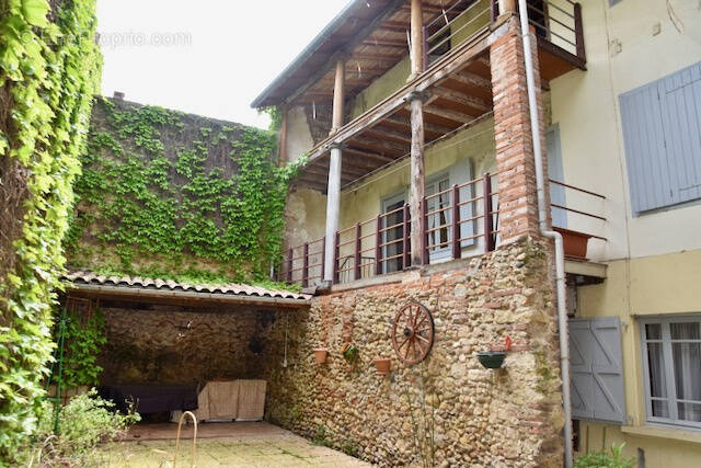 Maison à DAUMAZAN-SUR-ARIZE