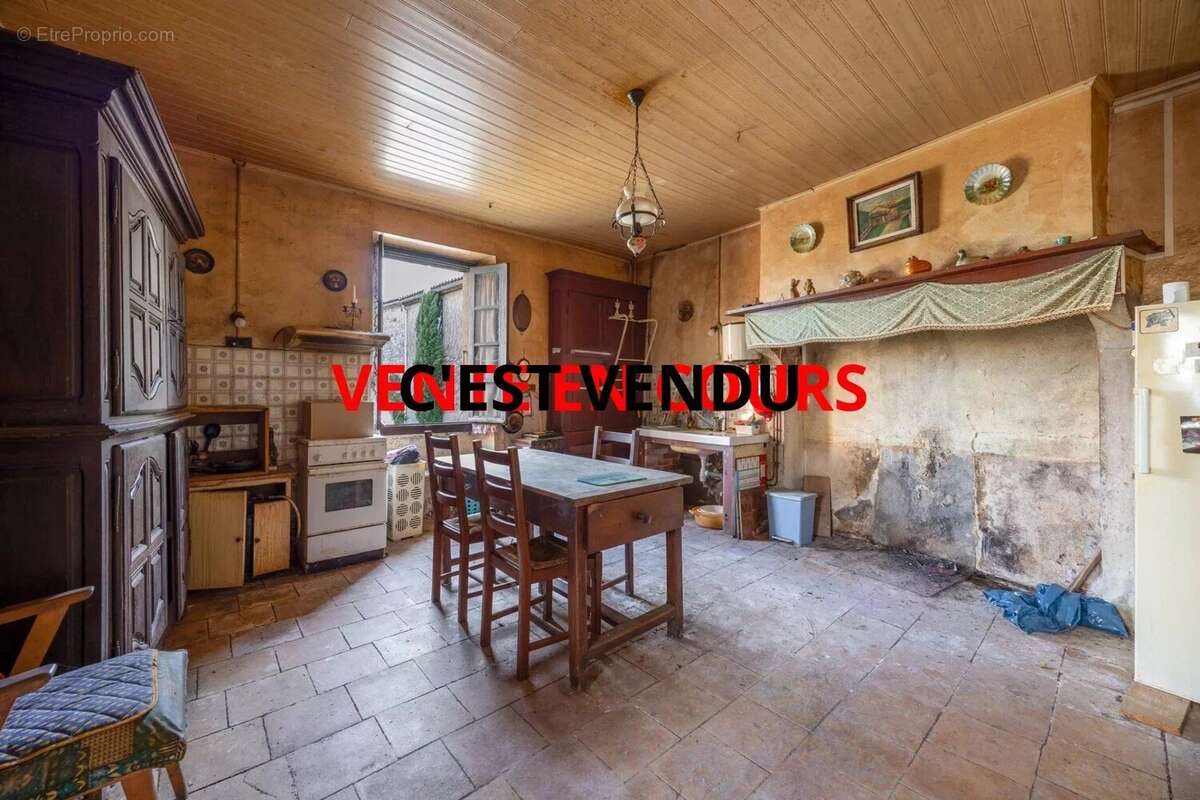 Appartement à PUYCELCI