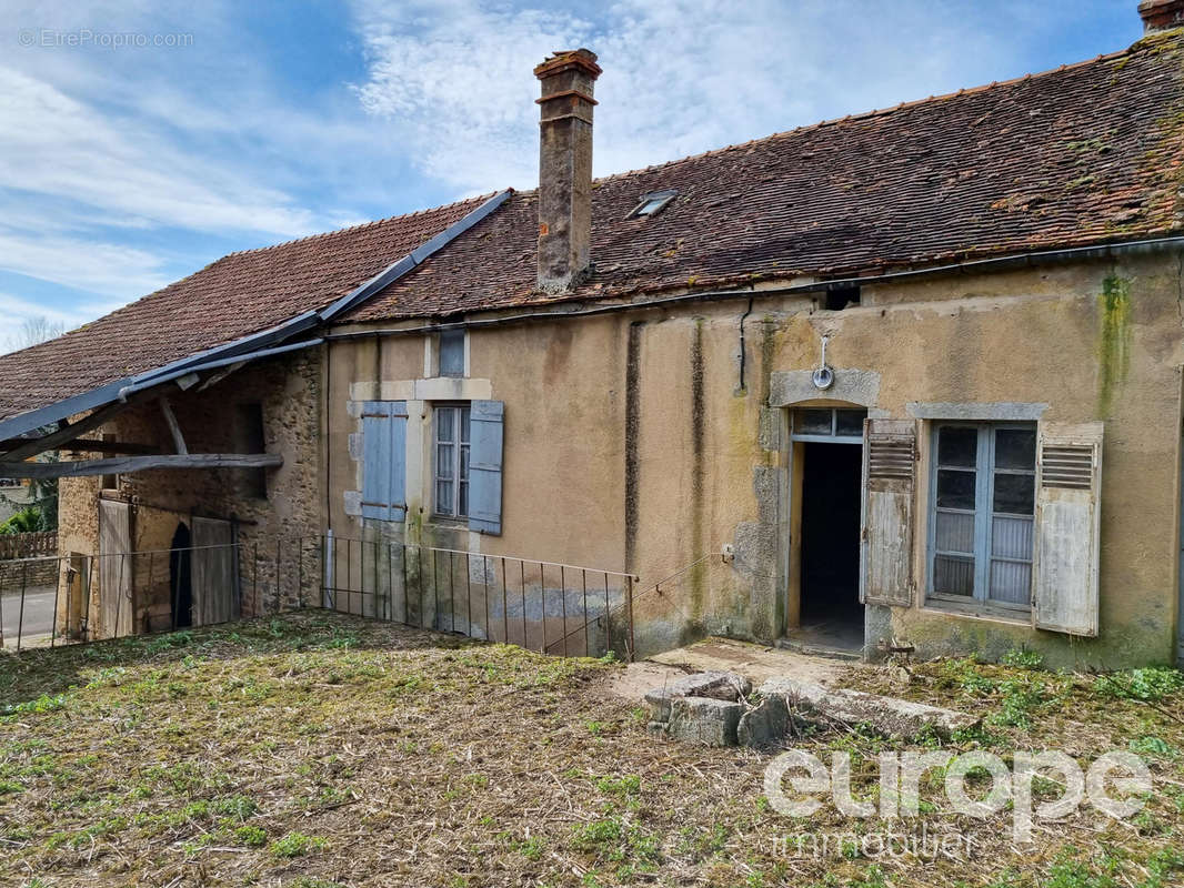 Maison à LUCY-LE-BOIS