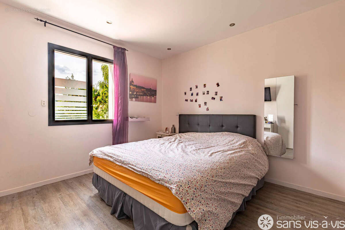 Maison à VERRIERES-LE-BUISSON