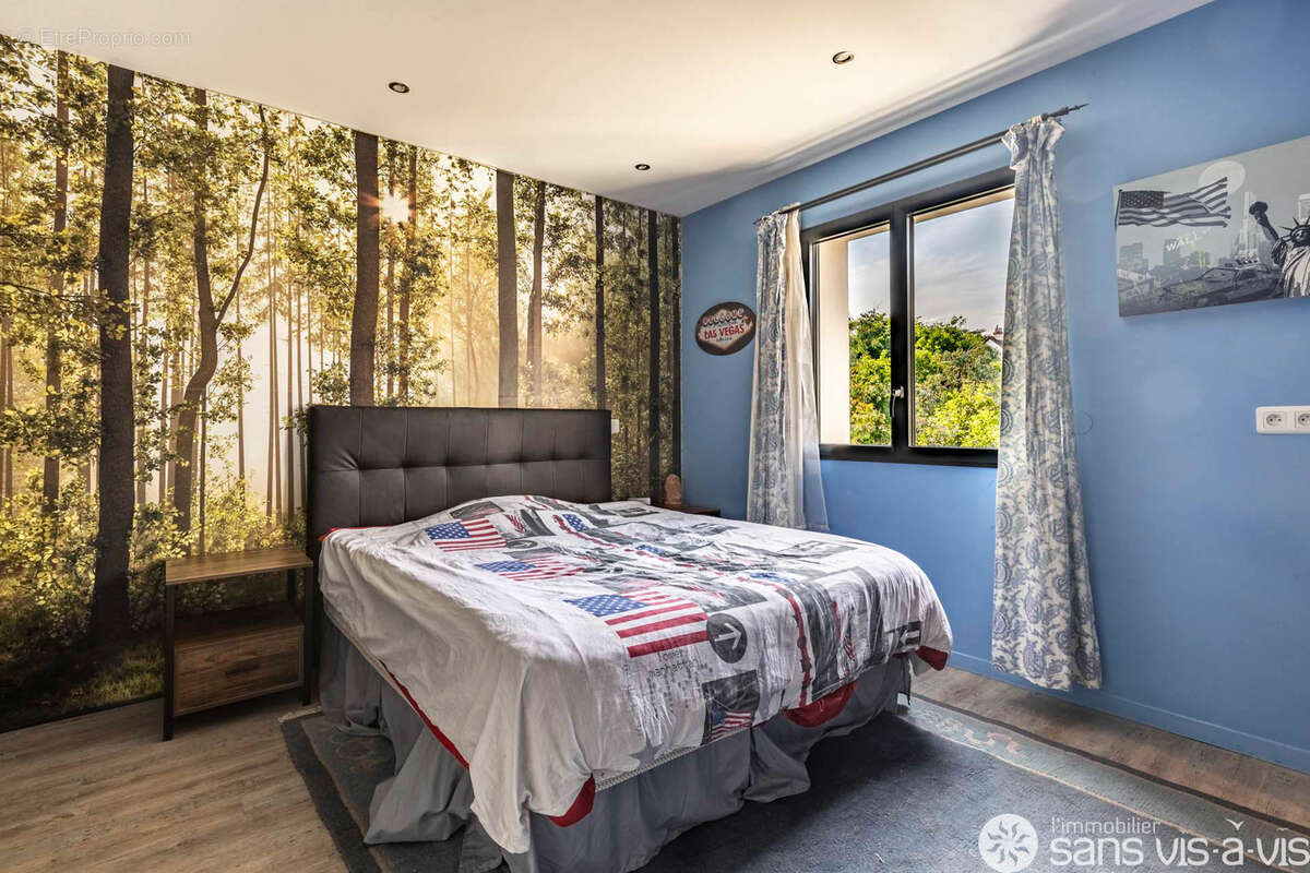 Maison à VERRIERES-LE-BUISSON