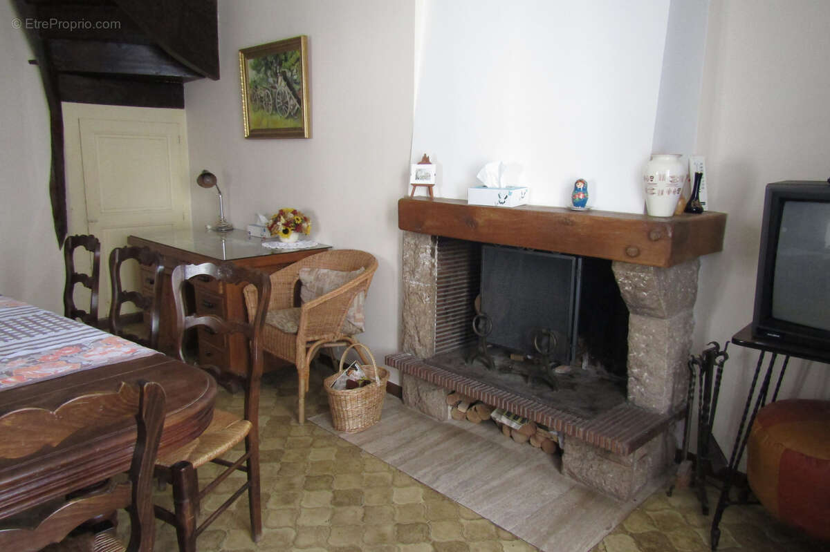 Maison à SEVERAC-LE-CHATEAU