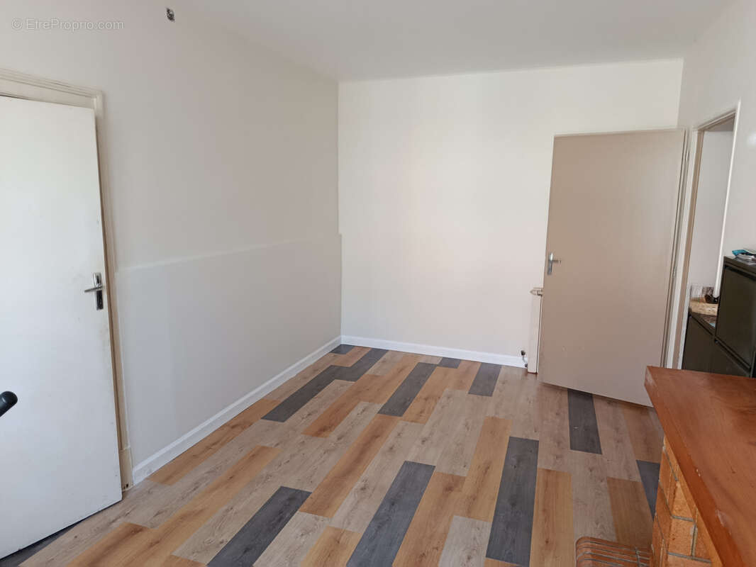 Maison à SAINT-CIERS-SUR-GIRONDE