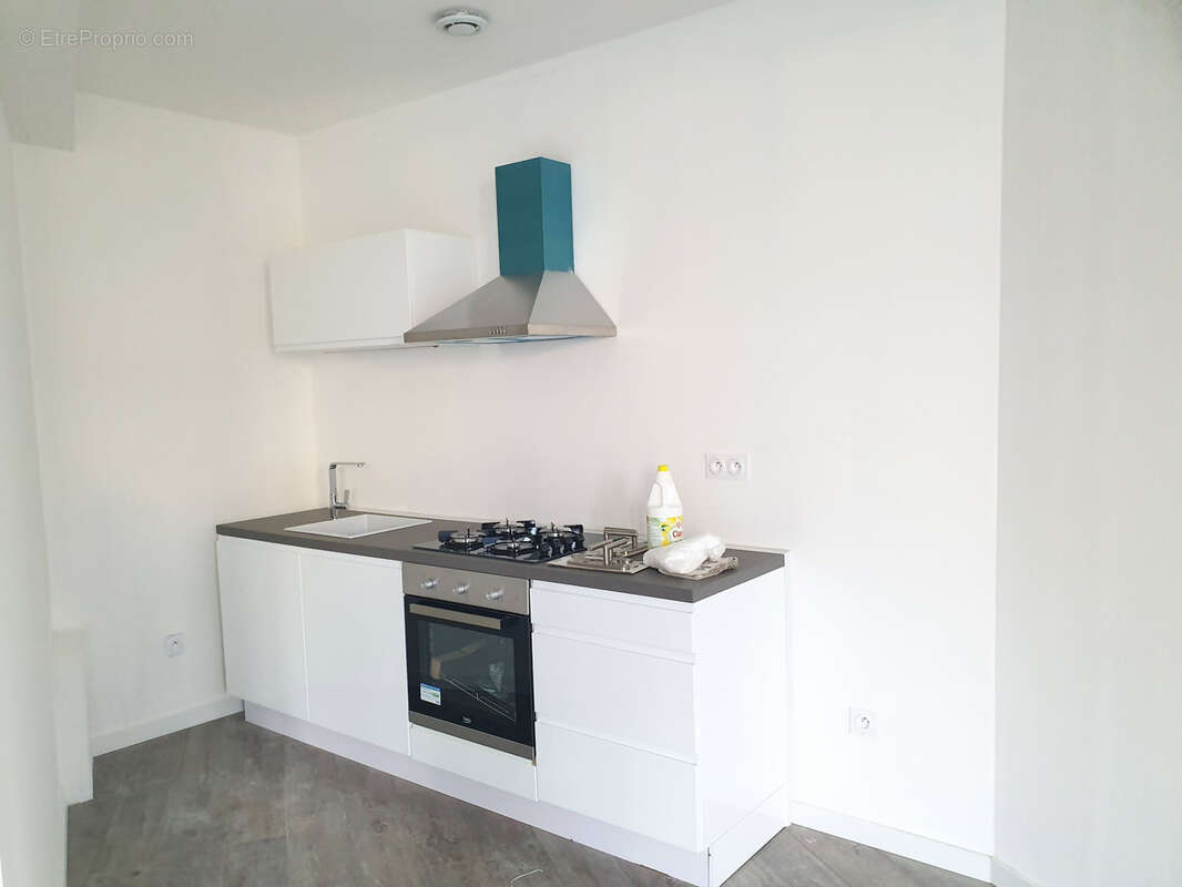 Appartement à VALREAS