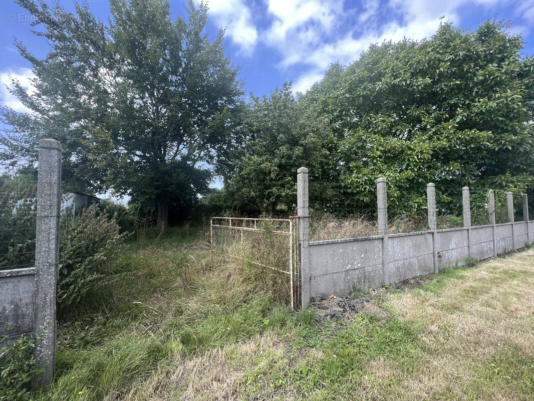 Terrain à ANNOUVILLE-VILMESNIL