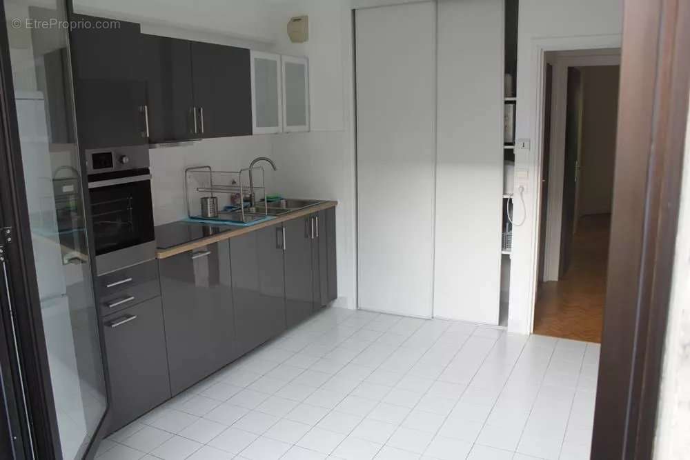 Appartement a louer paris-5e-arrondissement - 3 pièce(s) - 71 m2 - Surfyn