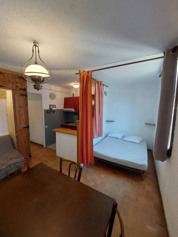 Appartement à SAINT-PONS