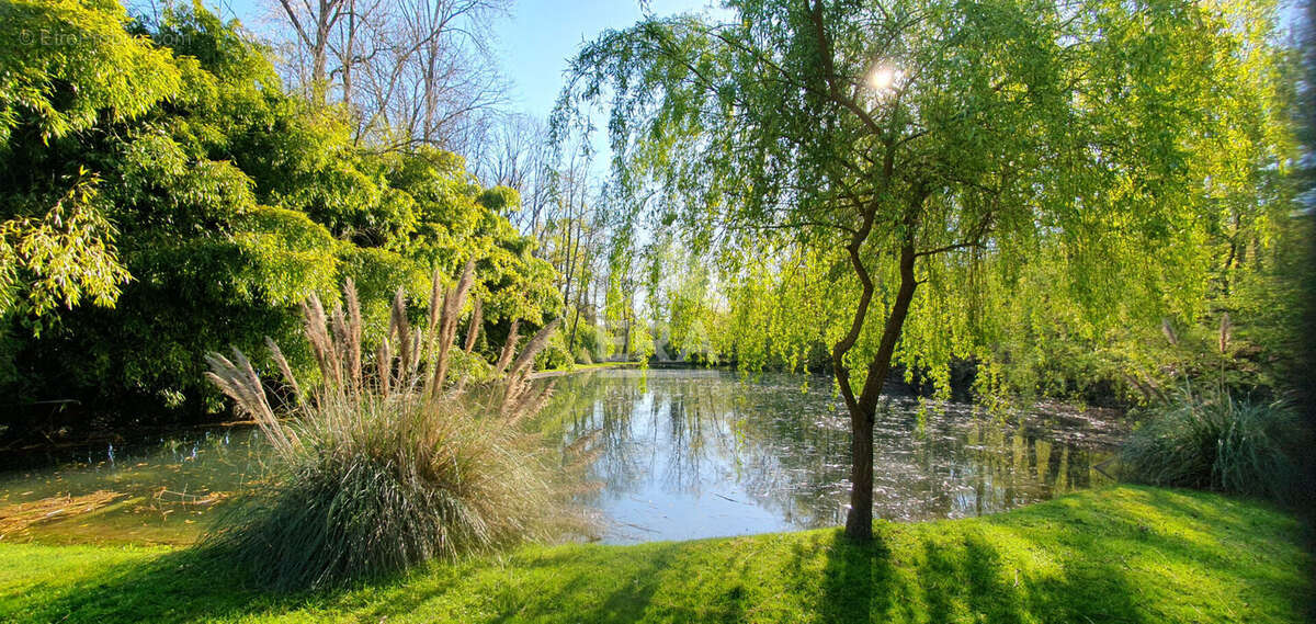 Maison à SAINT-CHERON