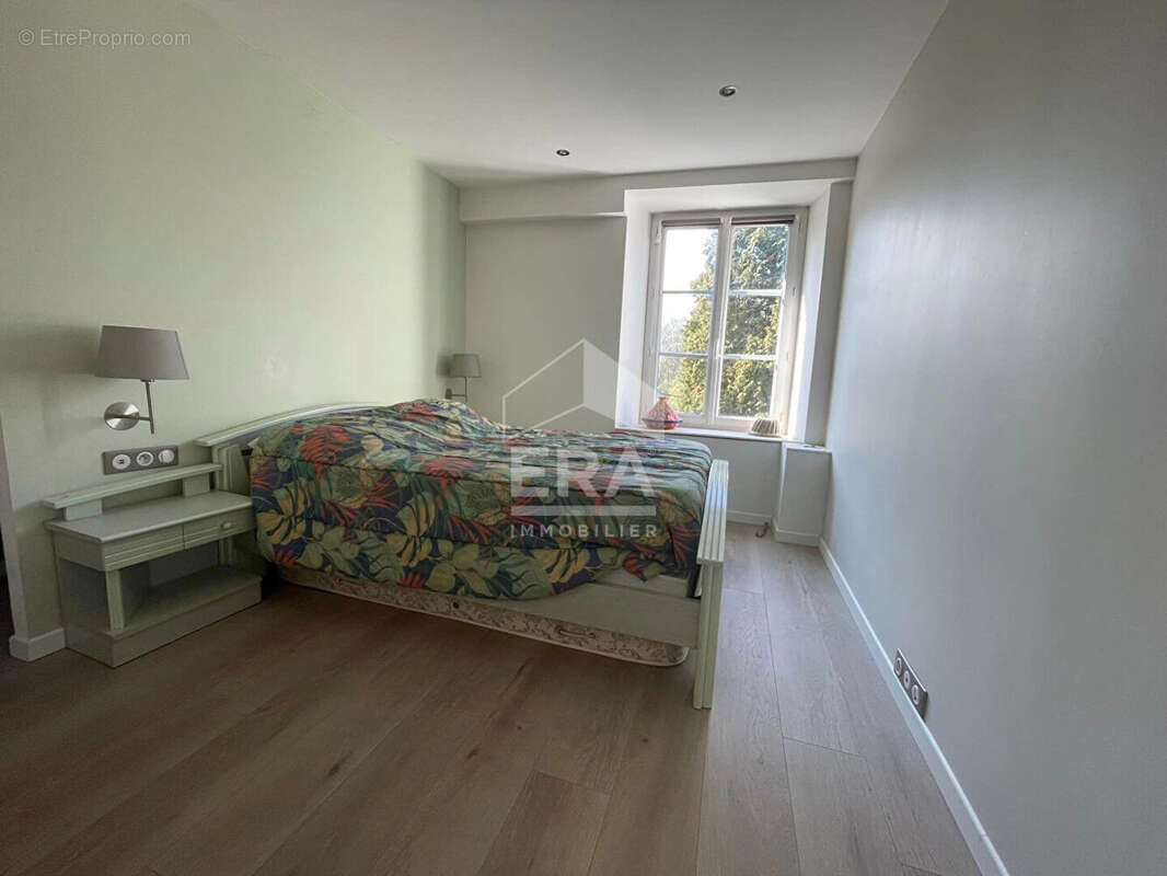 Maison à SAINT-CHERON