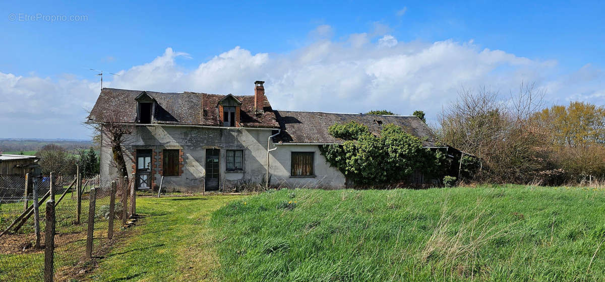 Maison à LUBERSAC