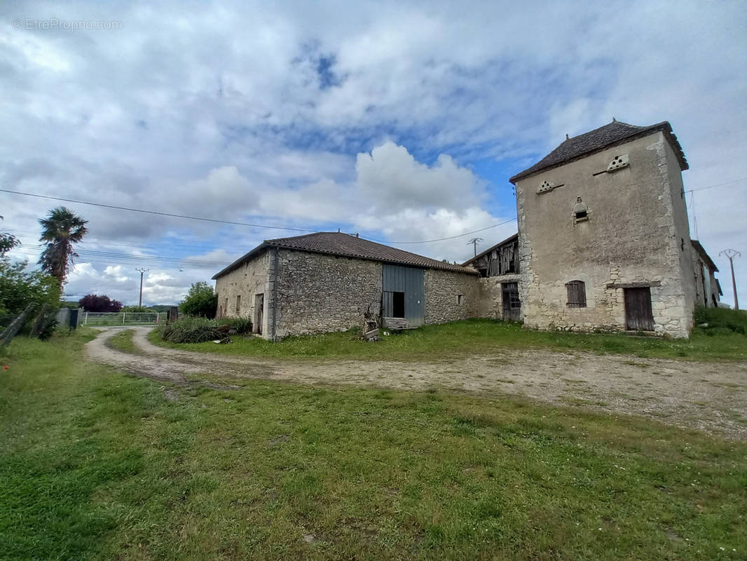 Maison à RIBAGNAC