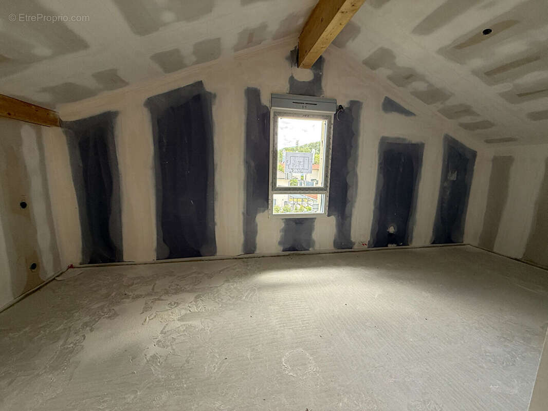 Appartement à BRENTHONNE