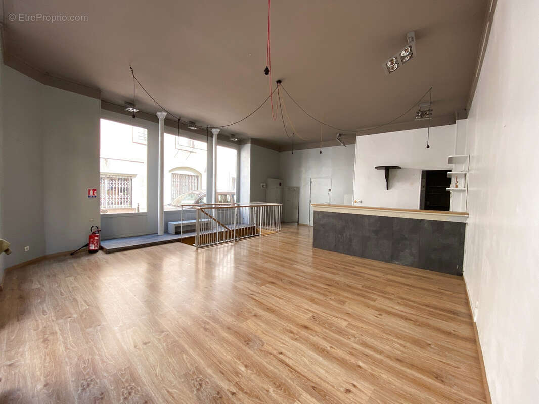 Commerce à CARCASSONNE