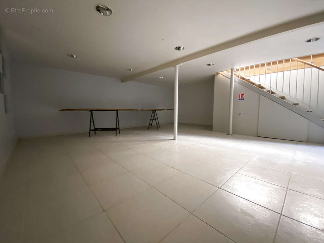 Commerce à CARCASSONNE