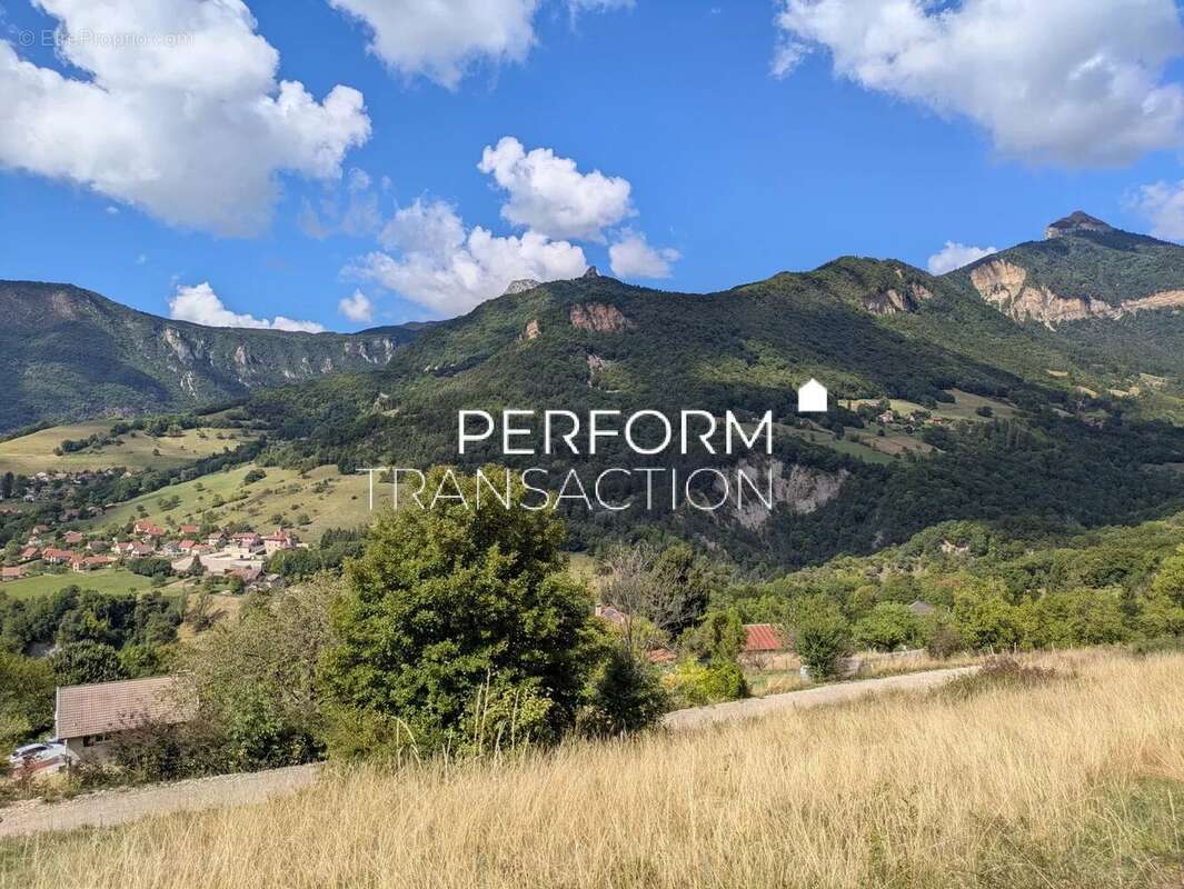 Terrain à QUAIX-EN-CHARTREUSE