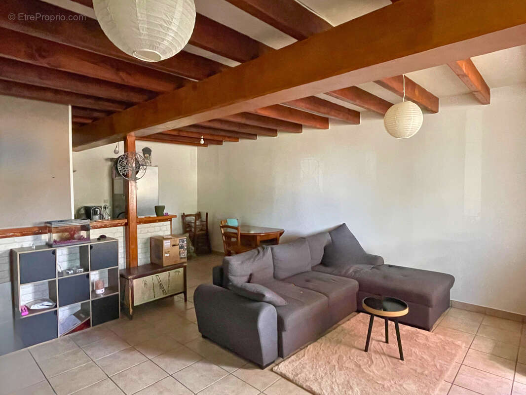 Appartement à CHATEAUBERNARD