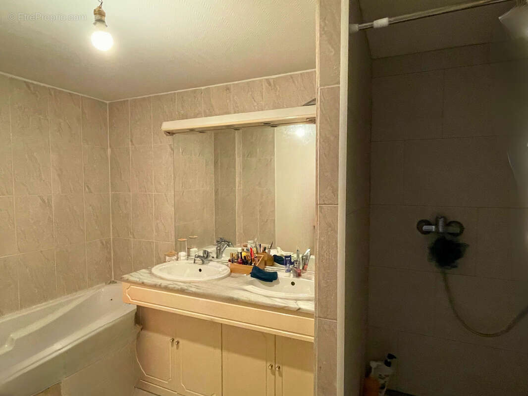 Appartement à CHATEAUBERNARD