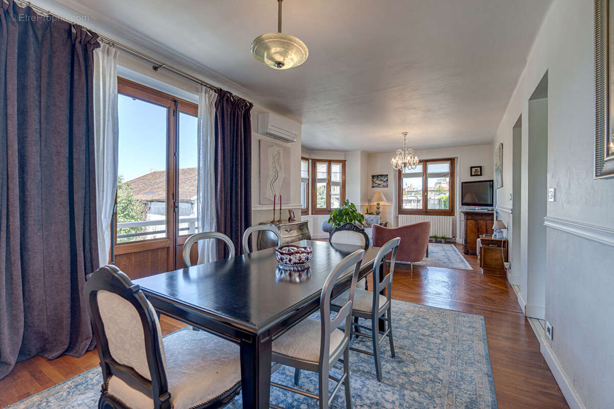 Maison à EVIAN-LES-BAINS