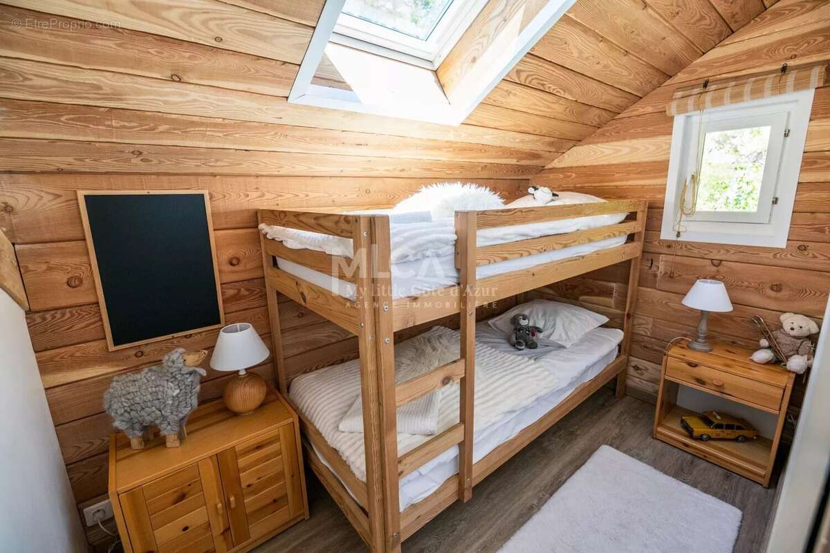 Maison à SAINT-ETIENNE-DE-TINEE