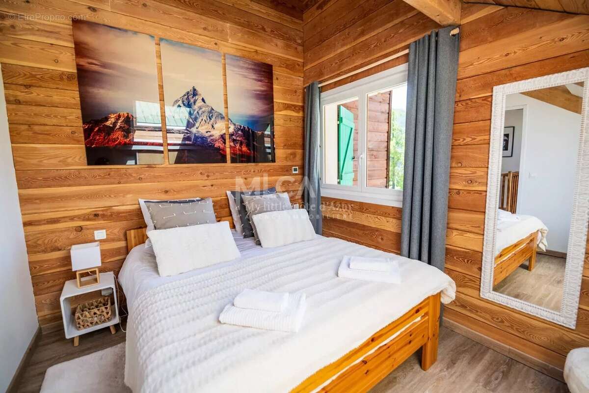 Maison à SAINT-ETIENNE-DE-TINEE