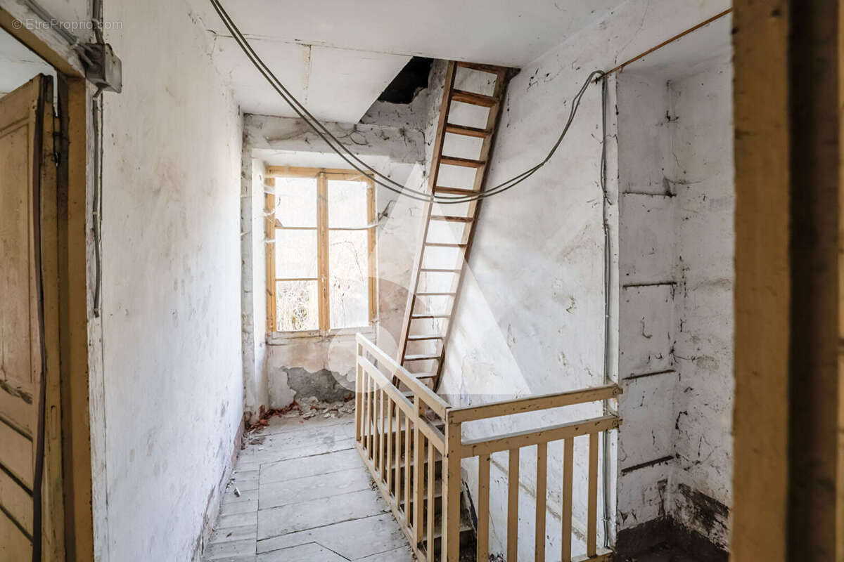 Maison à LA FARE-EN-CHAMPSAUR