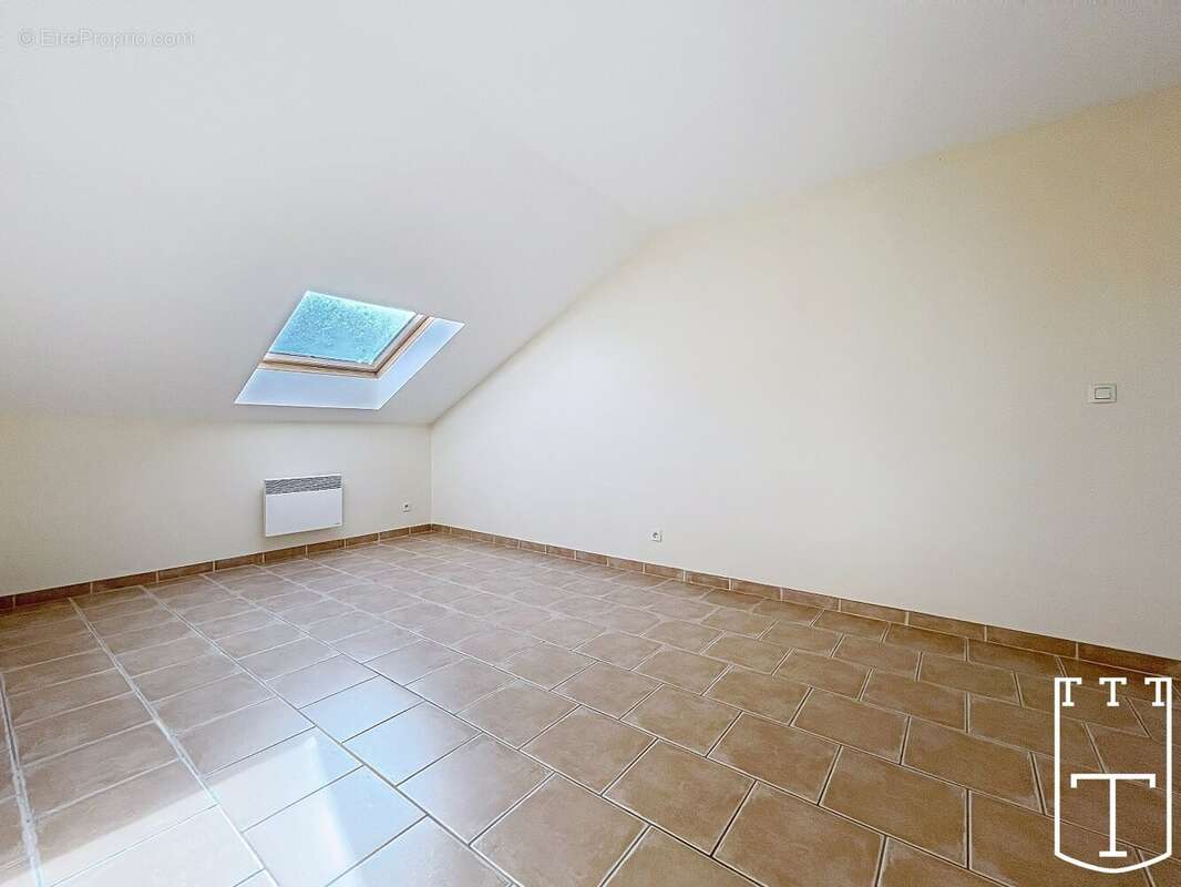 Appartement à RUOMS