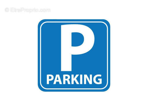 Parking à L&#039;HAY-LES-ROSES