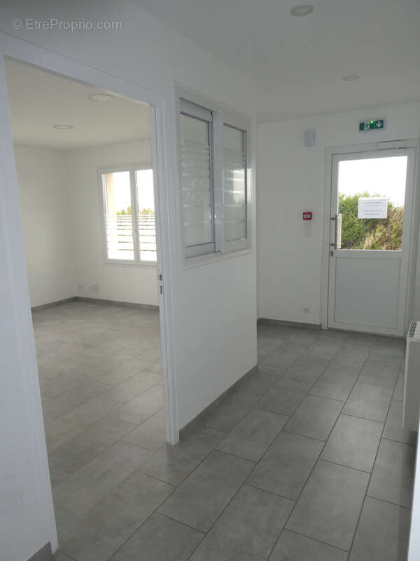 Parking à SAINT-MARTIN-DU-VIEUX-BELLEME