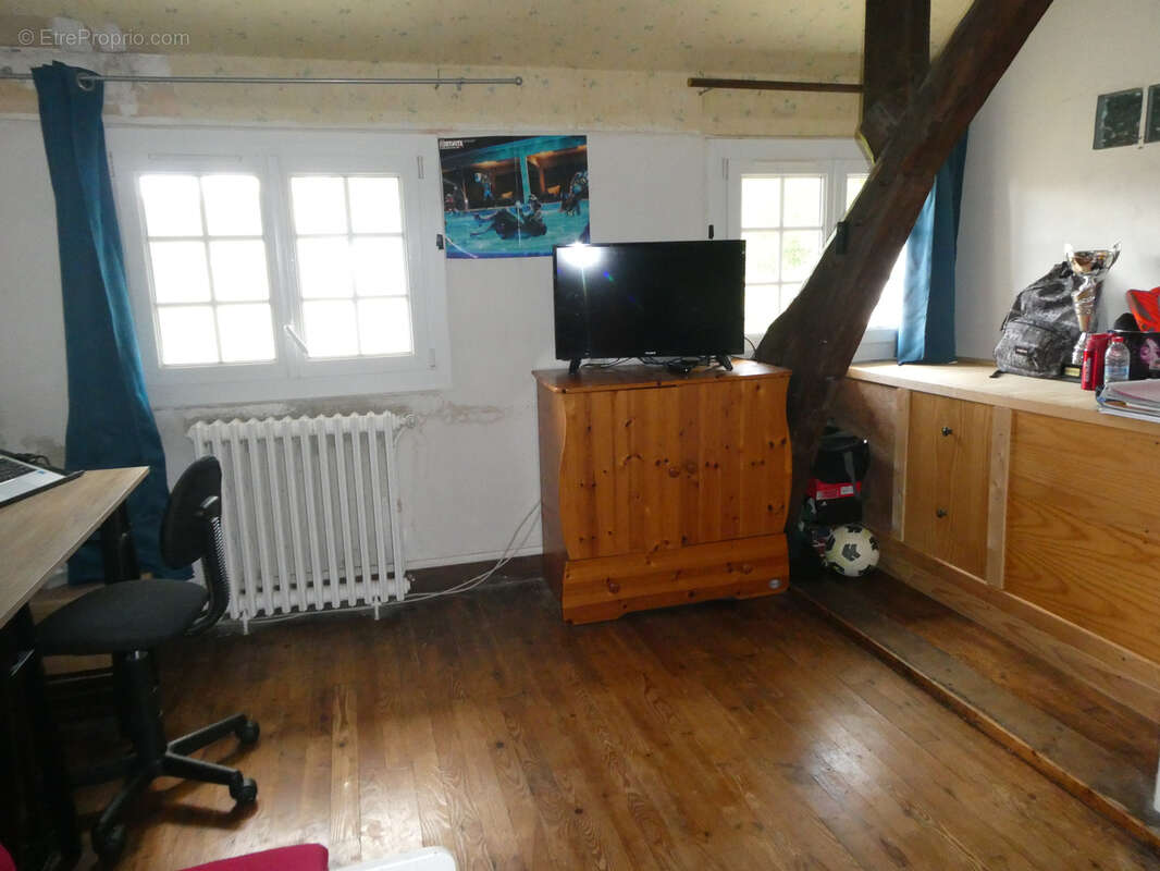 Maison à LE GUE-DE-LA-CHAINE