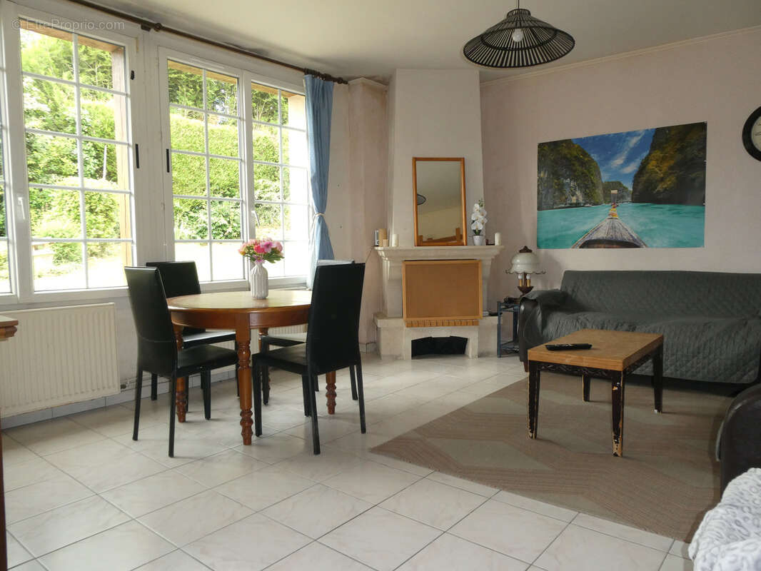 Maison à LE GUE-DE-LA-CHAINE