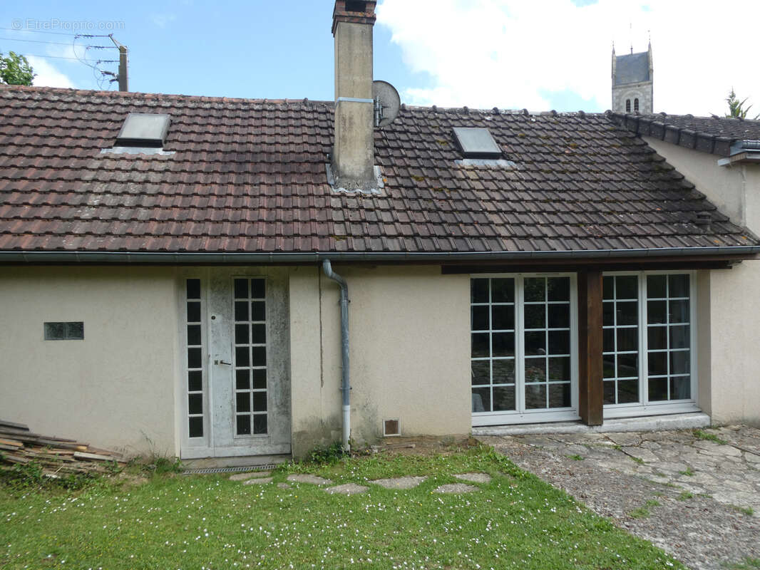 Maison à LE GUE-DE-LA-CHAINE