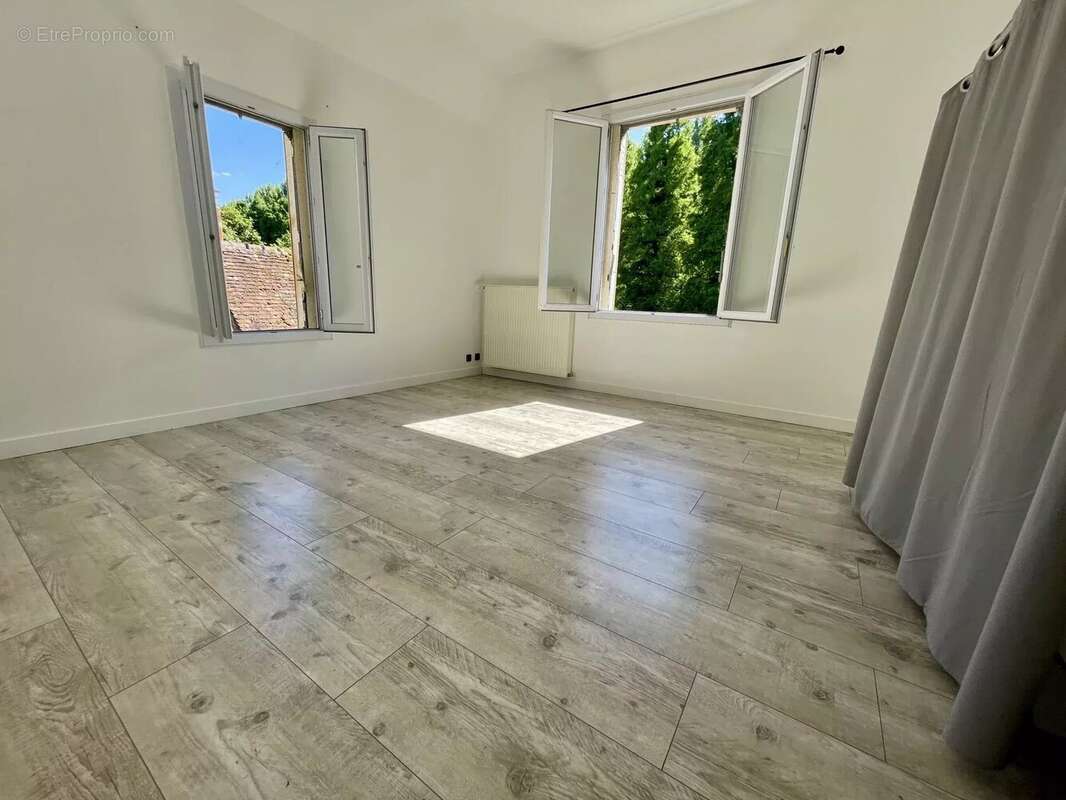 Appartement à BUZANCAIS