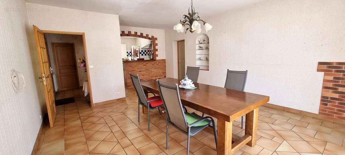 Maison à SAINT-PIERRE-D&#039;EYRAUD