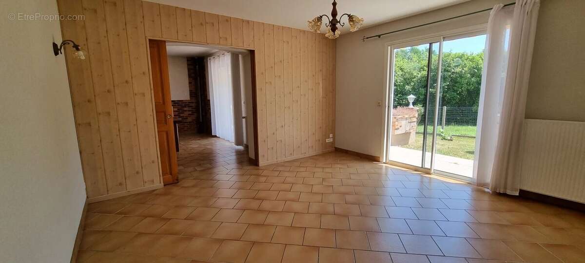 Maison à SAINT-PIERRE-D&#039;EYRAUD