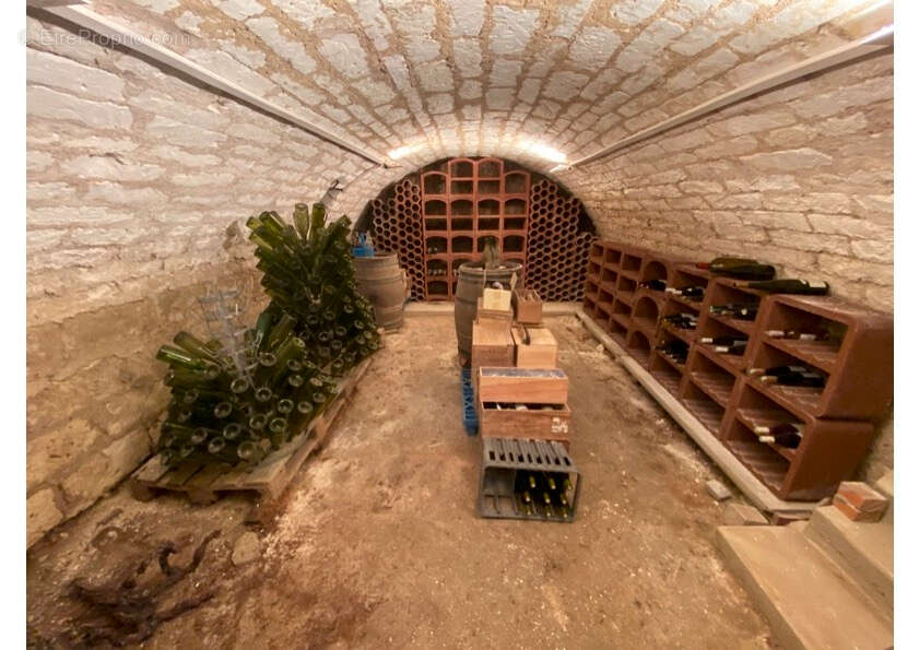 Autre à MISY-SUR-YONNE