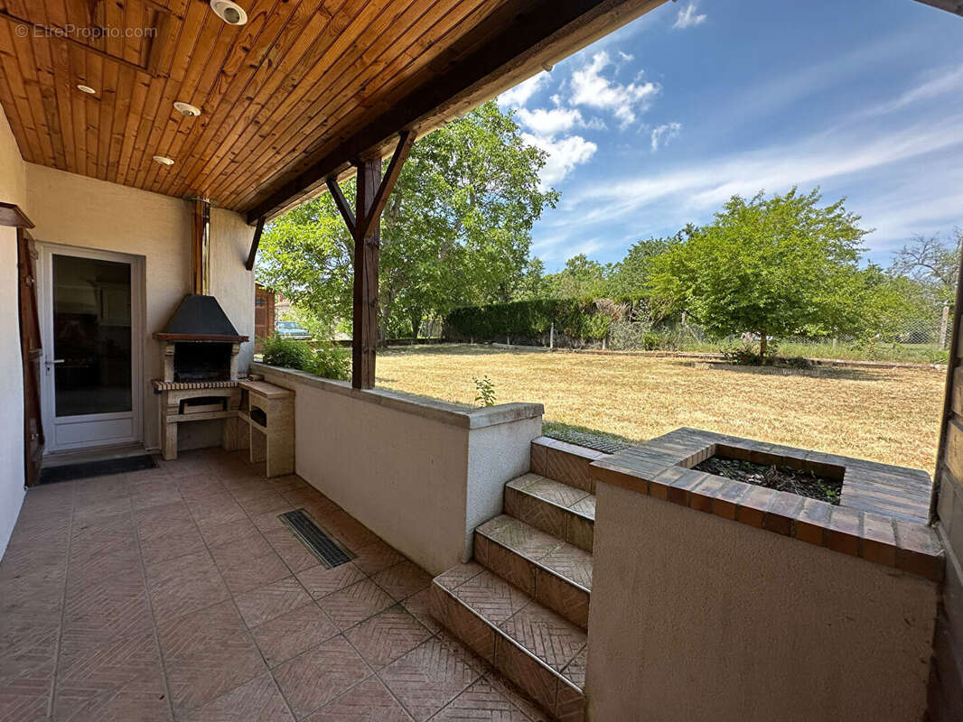 Autre à MISY-SUR-YONNE