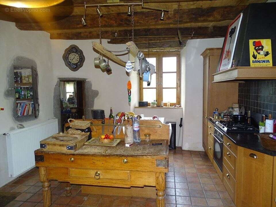 Autre à SAINTE-CROIX-VALLEE-FRANCAISE