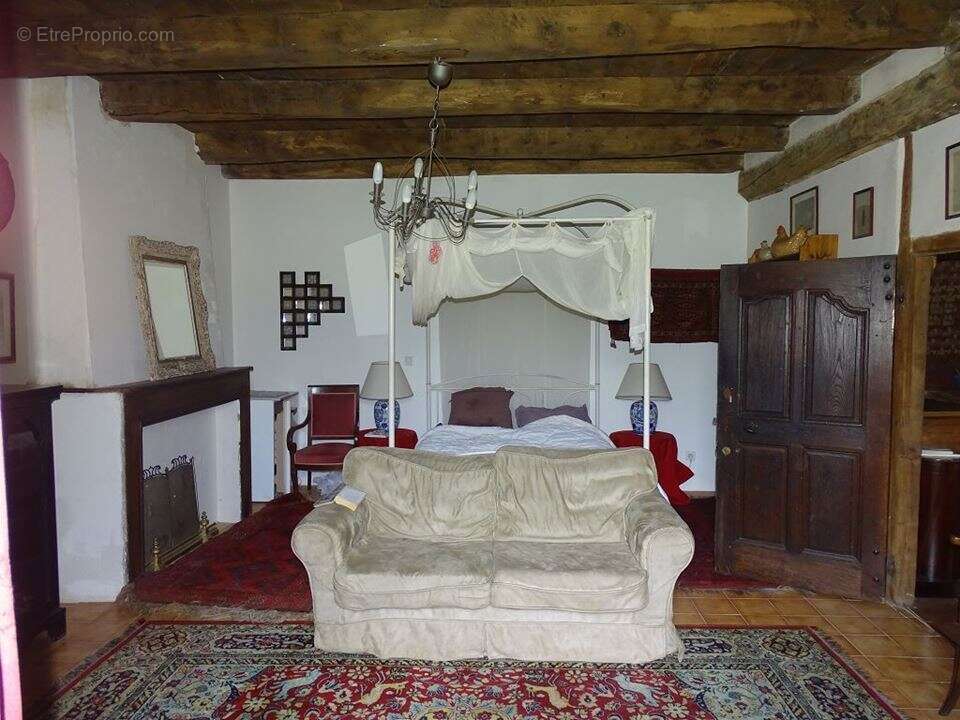 Autre à SAINTE-CROIX-VALLEE-FRANCAISE