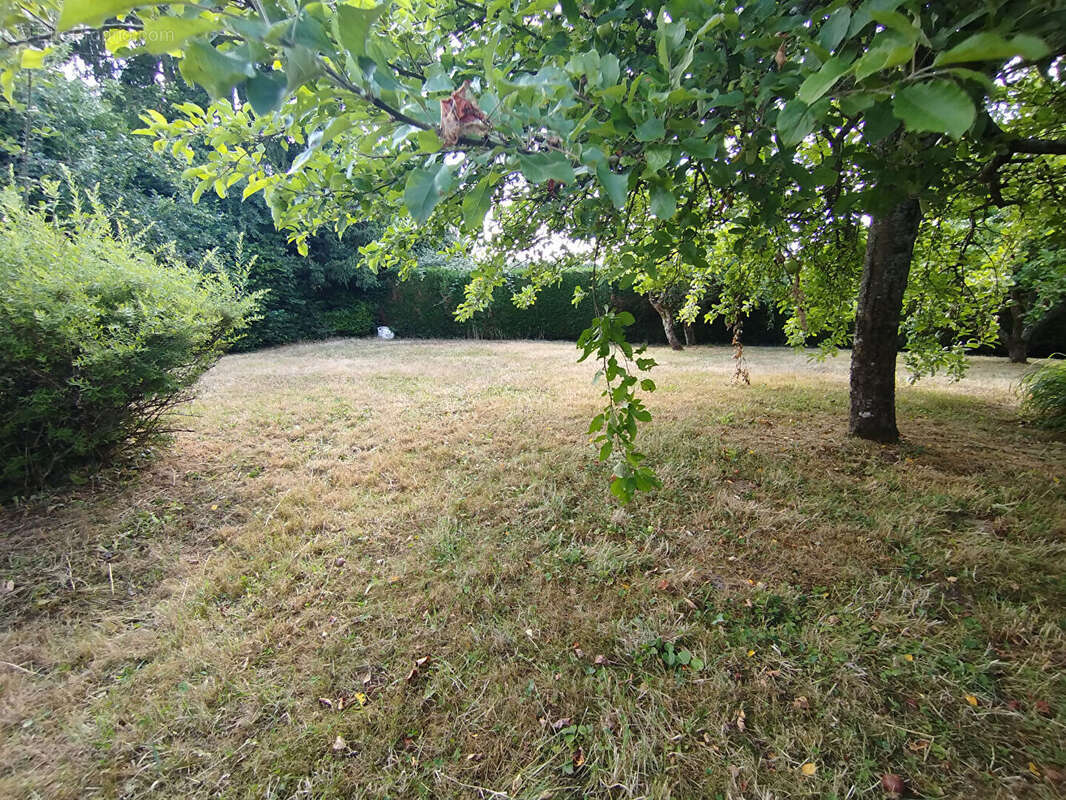 Maison à SAINT-AGIL