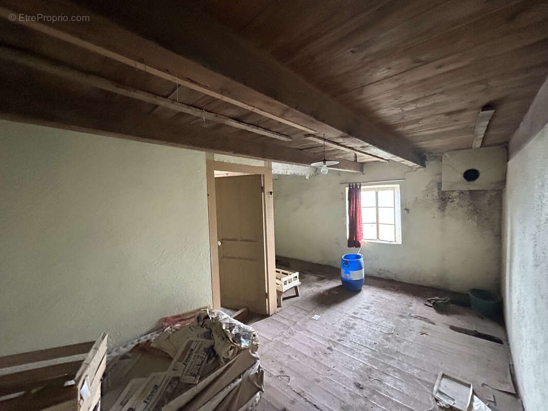 Appartement à CHAUDEYROLLES