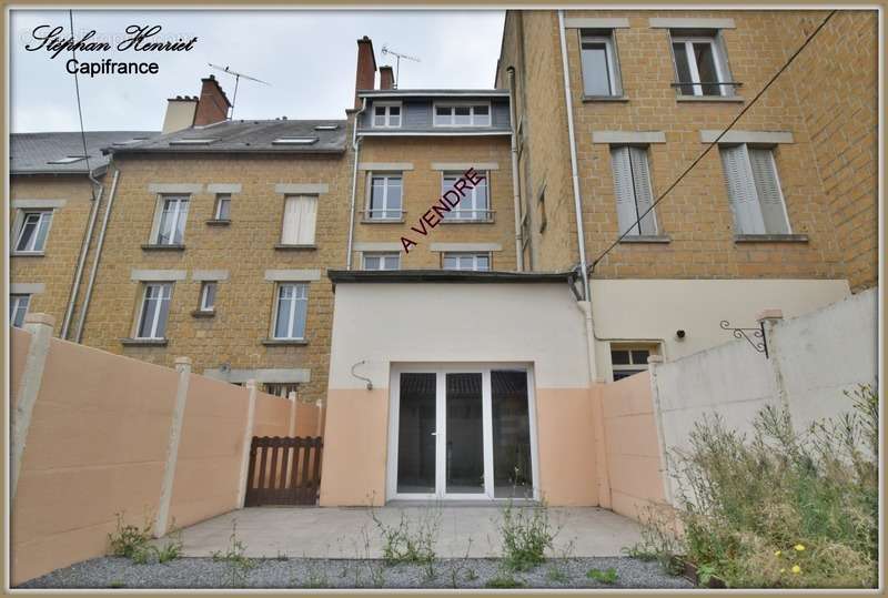 Appartement à VOUZIERS