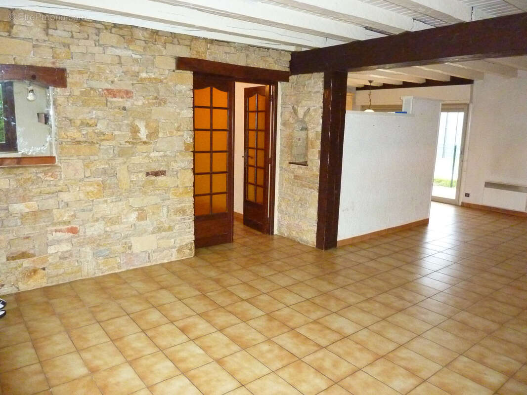 Maison à SAINTE-LIVRADE-SUR-LOT