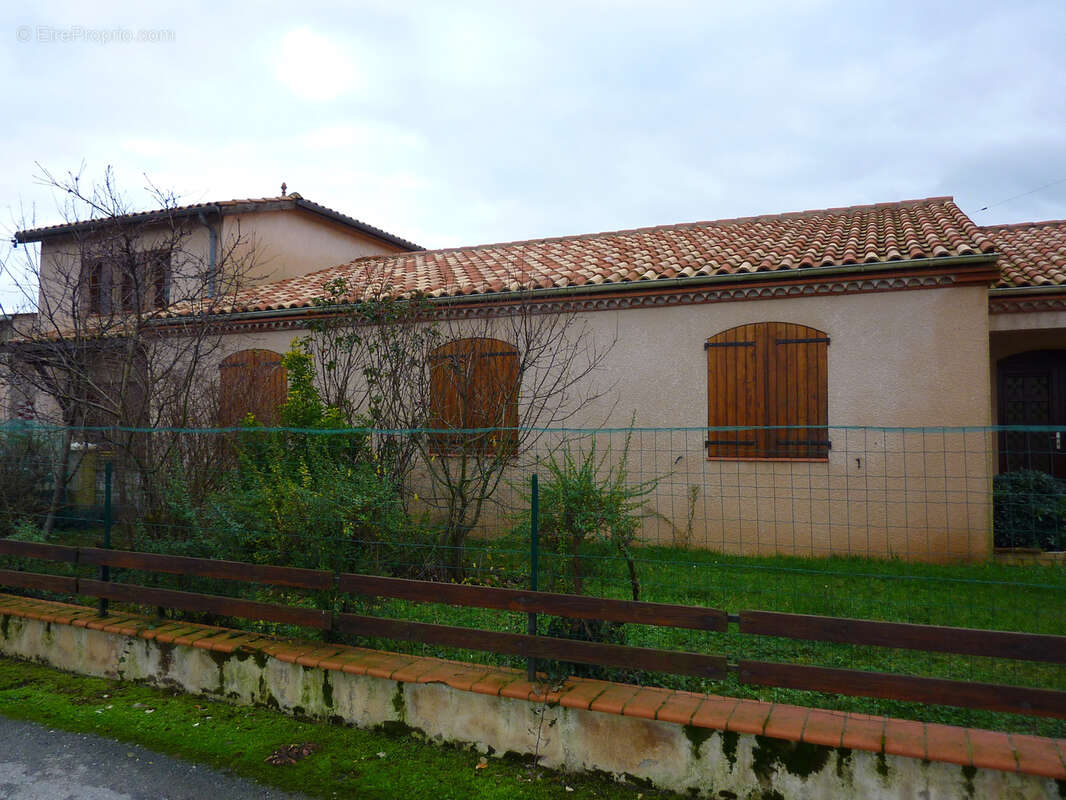 Maison à SAINTE-LIVRADE-SUR-LOT