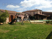 Maison à SAINTE-LIVRADE-SUR-LOT