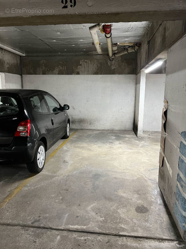 Parking à MAISONS-ALFORT