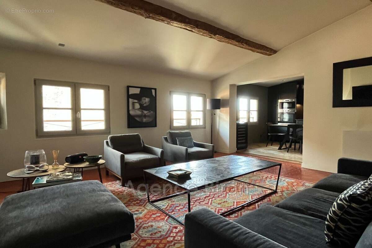 Appartement à AIX-EN-PROVENCE